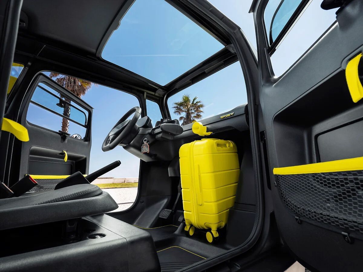 Το νέο Citroen Ami Rip Curl είναι εμπνευσμένο από το σέρφινγκ